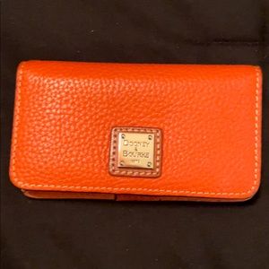 Dooney & Bourke preloved small wristlet/wallet